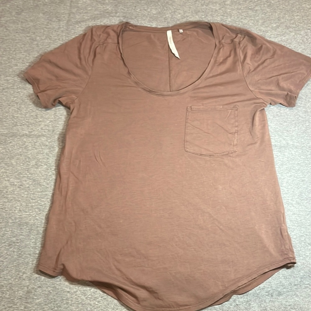 Babaton scoop neck deep taupe t-shirt